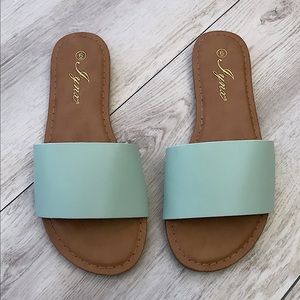 MINT SANDALS